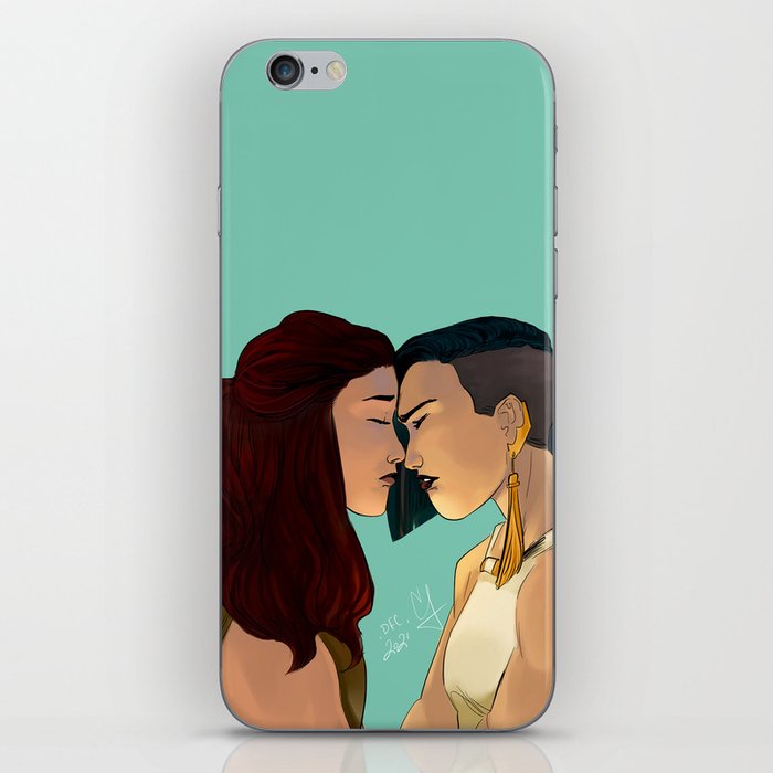 Forehead touch iPhone Skin