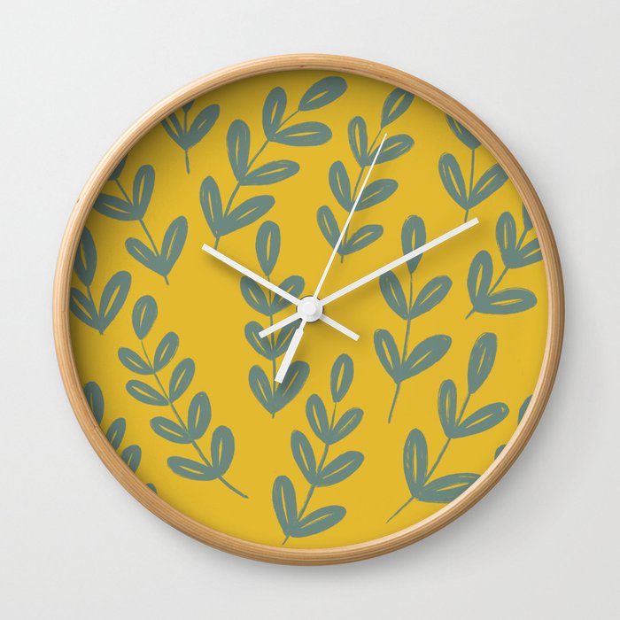 Leaf Pattern Wall Clock