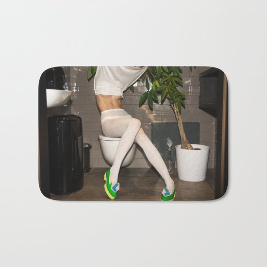 I’ve been waiting for you the whole week. It's time to play Bath Mat