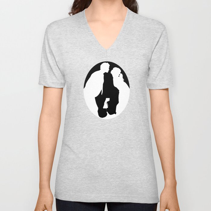 Pushing Daisies silhouette kiss V Neck T Shirt