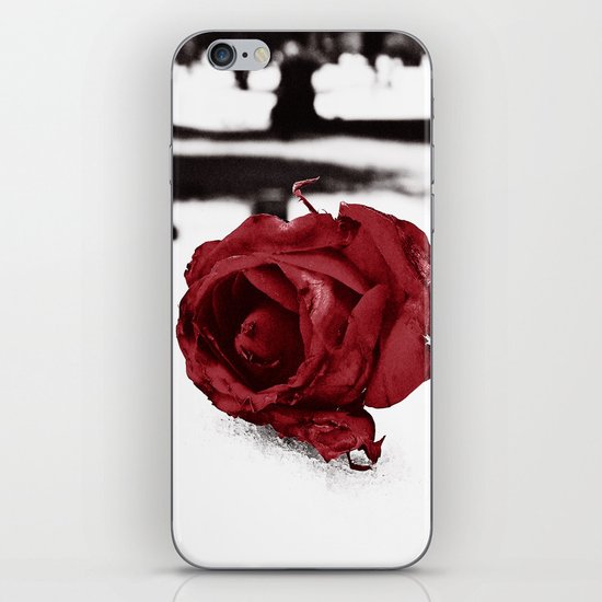 Frozen love iPhone & iPod Skin