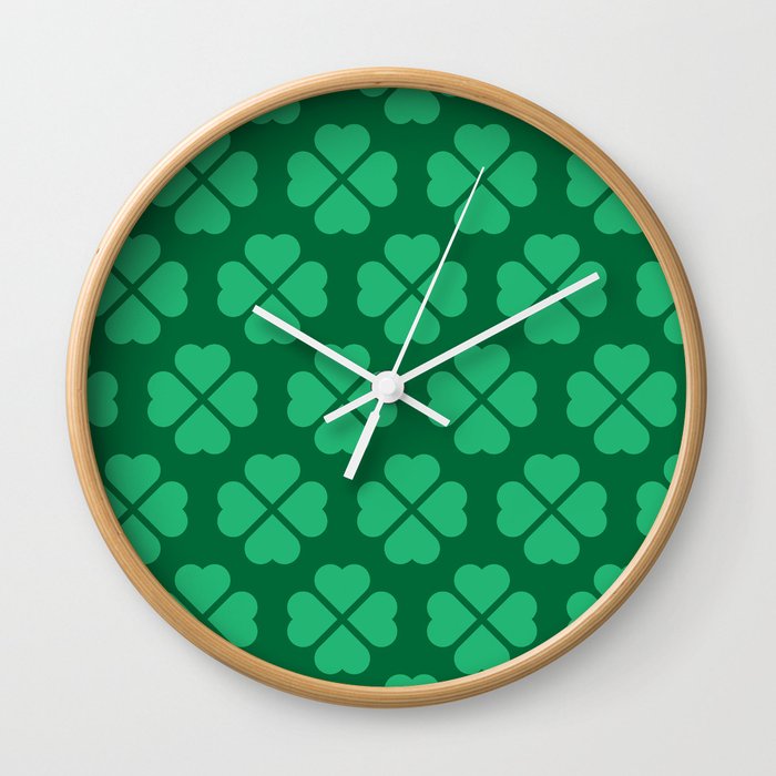 Clover love - green Wall Clock