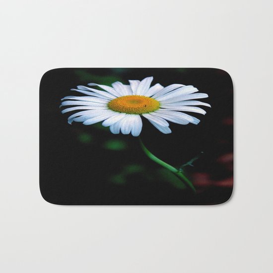A daisy a day keeps the blues away Bath Mat