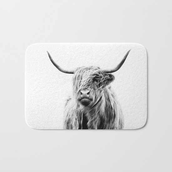 portrait of a highland cow Bath Mat
