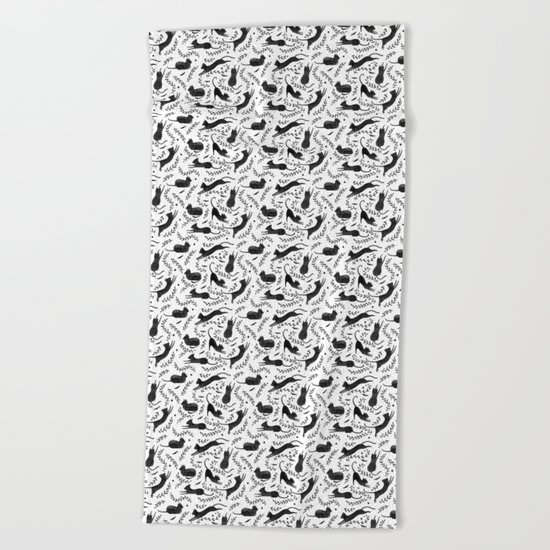 Black Cats Pattern Beach Towel