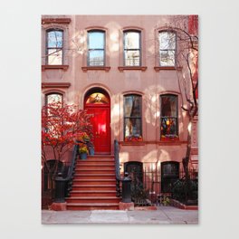 Red door in New York Canvas Print