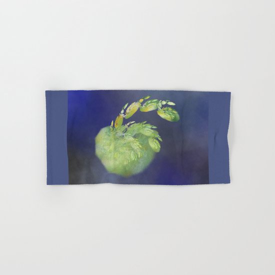 one green Apple (A7 B0232) Hand & Bath Towel