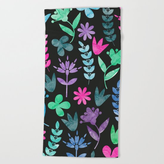 Flower Pattern V Beach Towel