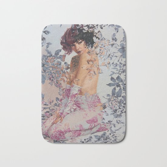 Saturnia Bath Mat