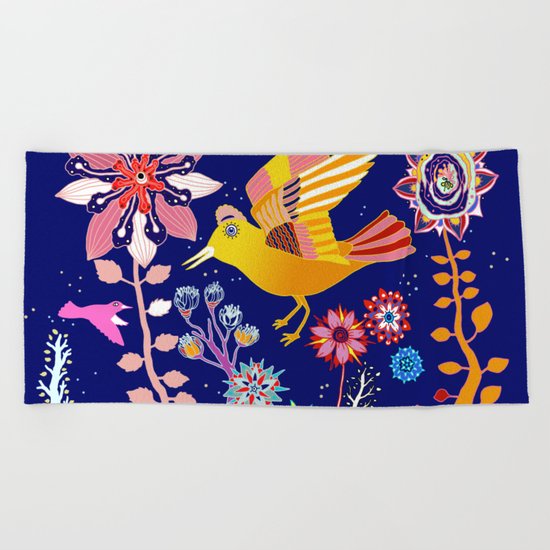 dreamy flora Beach Towel