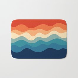 Retro 70s and 80s Mid-Century Minimalist Ocean Waves Pattern Bath Mat