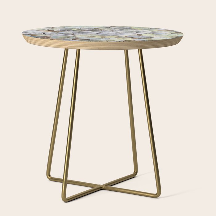 Growing Free Side Table By Talins