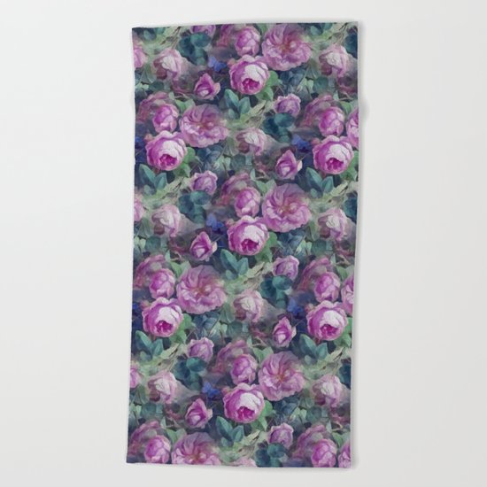 Floral pink roses pattern Beach Towel