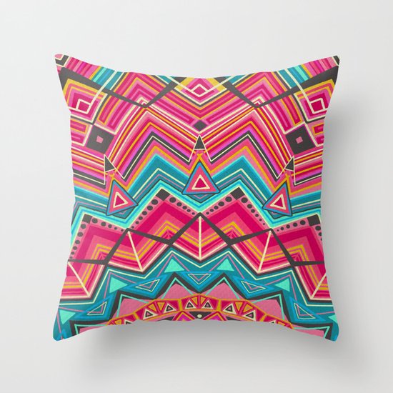 picchu pink Throw Pillow
