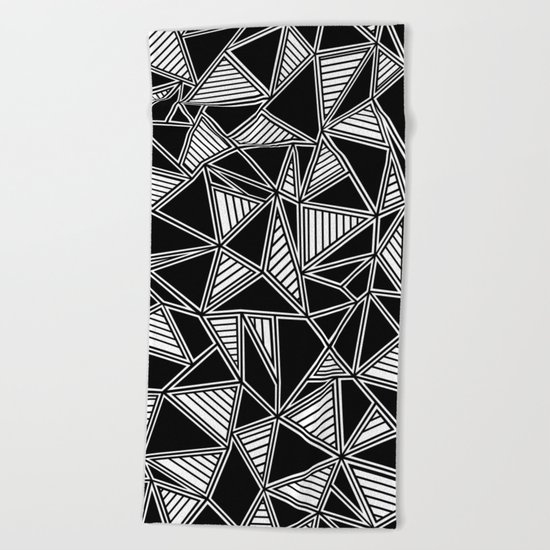 Abstract Outline Lines Black Beach Towel