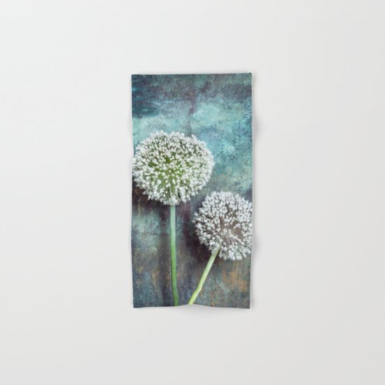 Allium Flowers Hand & Bath Towel