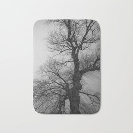 Nature Photography Weeping Willow | Lungs of the Earth | Black and White Badematte | Travel, Black And White, Weepingwillow, Digital, Winter, Wildhood, Weeping, Love, Nature, Branches 