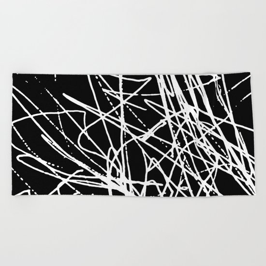 Daisy Scribble Black Beach Towel