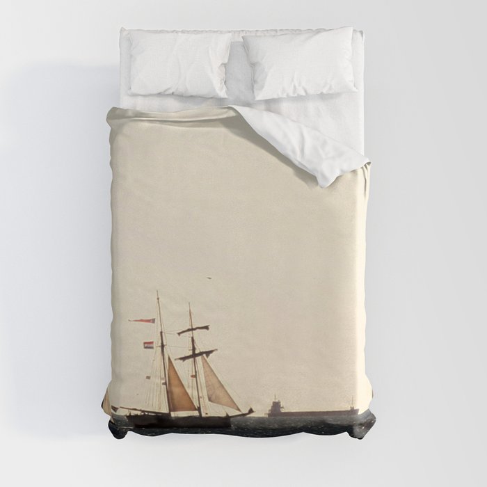 Sailboats in a windy day Duvet Cover