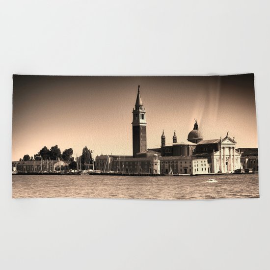 A perfect day in Venice Beach Towel