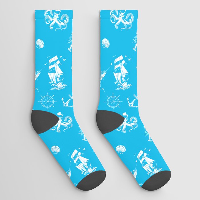  Turquoise And White Silhouettes Of Vintage Nautical Pattern Socks