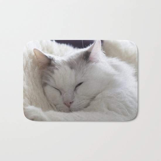Ragdoll Cat Cuddles Bath Mat