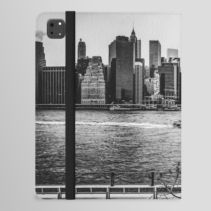 New York City Manhattan skyline black and white iPad Folio Case