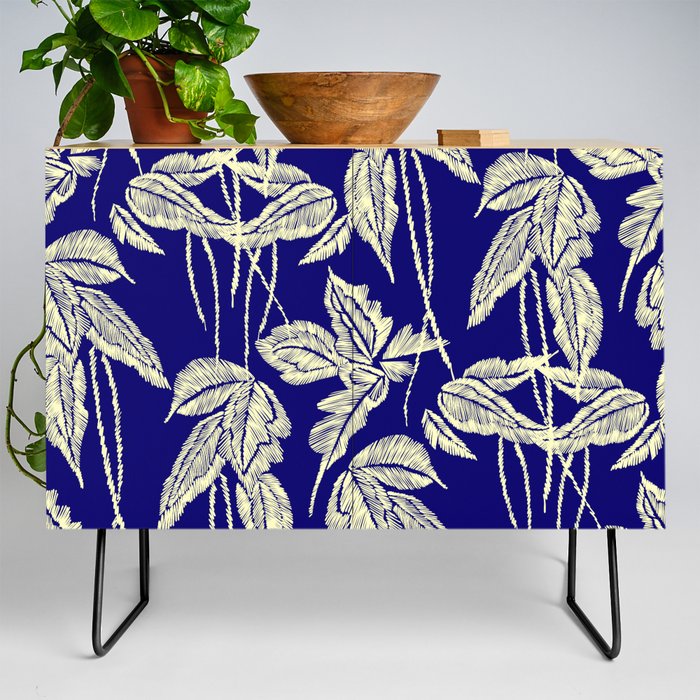 Tropical leaves seamless background pattern. Vintage illustration hand drawn. Embroidery design.  Credenza