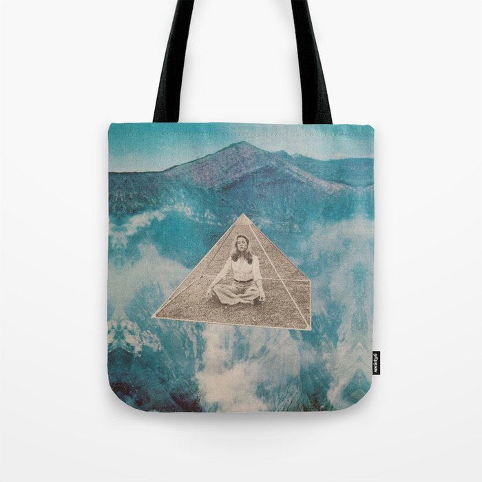 Flotar Entre Las Nubes Tote Bag