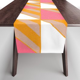 pink checkers Table Runner