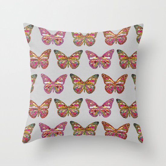 FAMIGLIA FARFALLA Throw Pillow