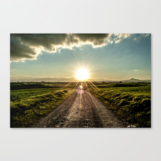 Find your way home Canvas Print