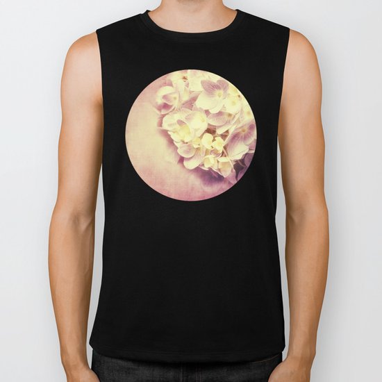 HYDRANGEA IN VANILLA AND PINK Biker Tank