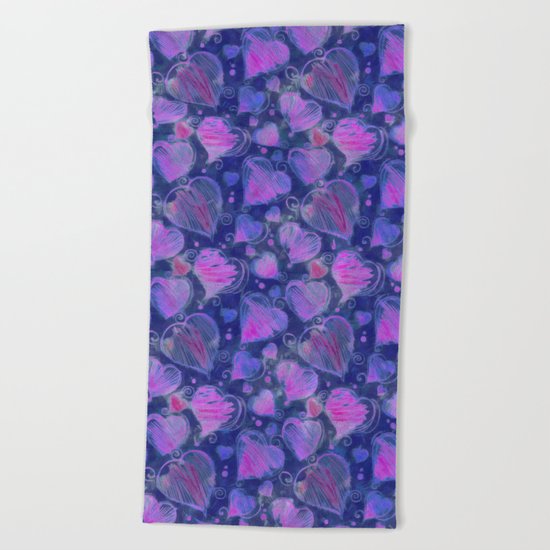 Deep pink and blue hand drawn hearts pattern Beach Towel
