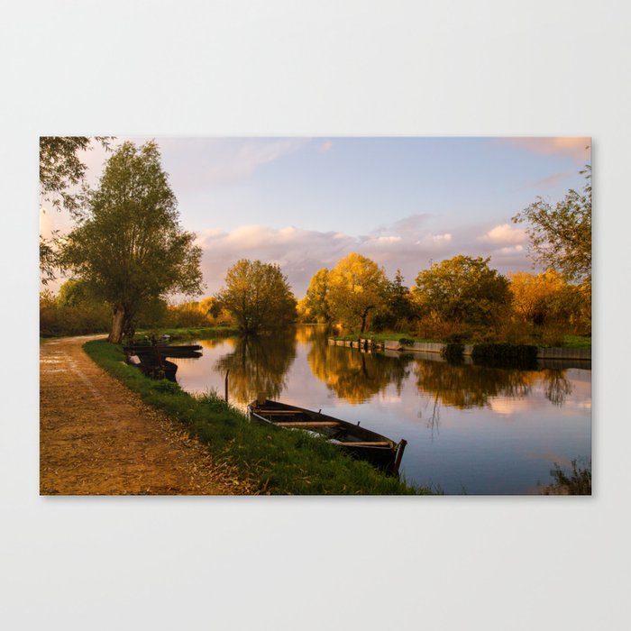 Golden canals - Life in a painting Canvas Print