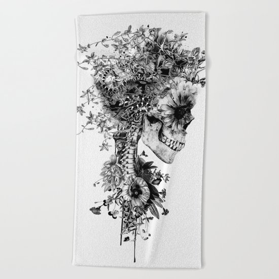 Skull BW Beach Towel