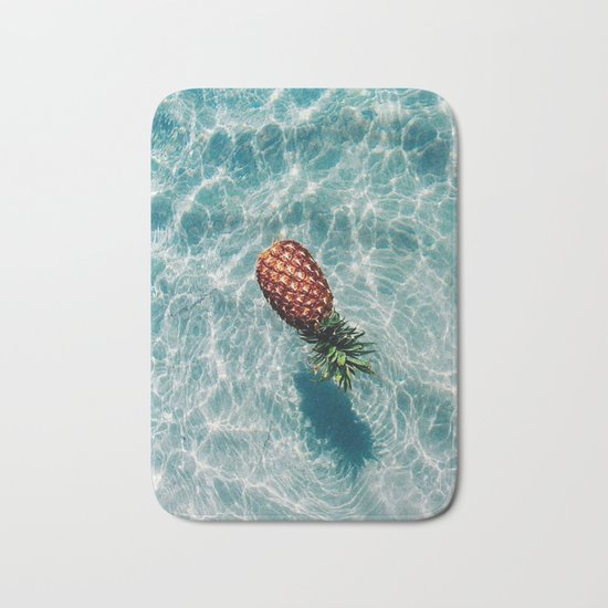 Ah, Summer: Pineapple Bath Mat
