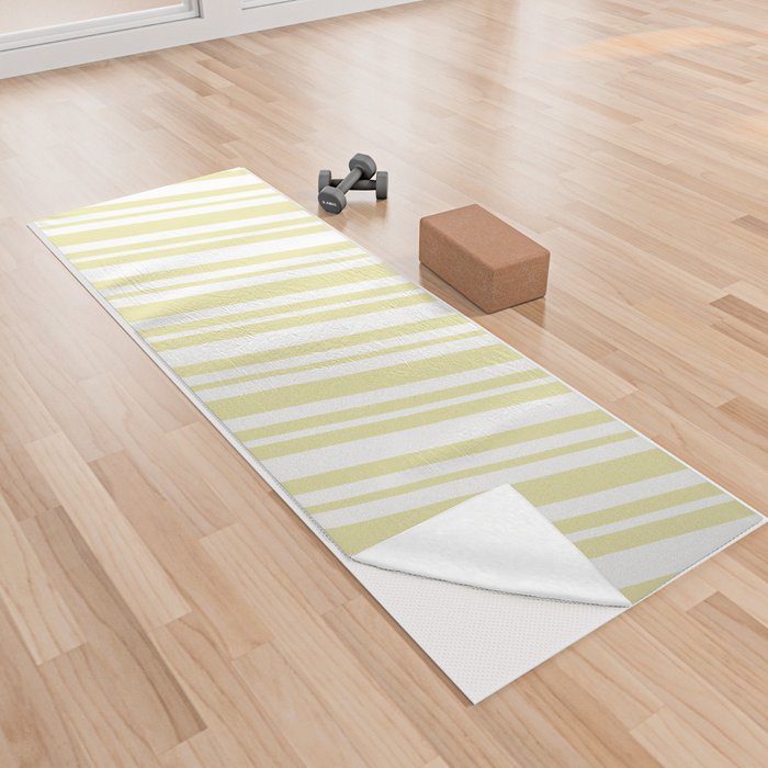 Pale Goldenrod and White Colored Lines Pattern Yoga Towel