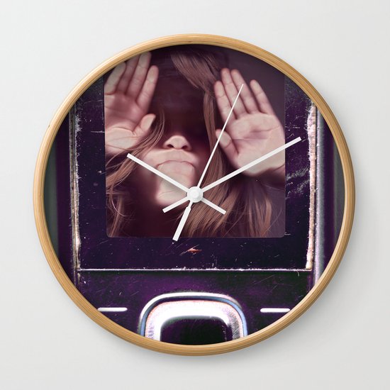 Help! get me out of here..........V3 Wall Clock