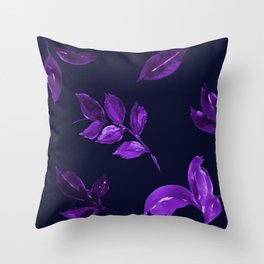 Dark purple violet leaves moody pattern Throw Pillow