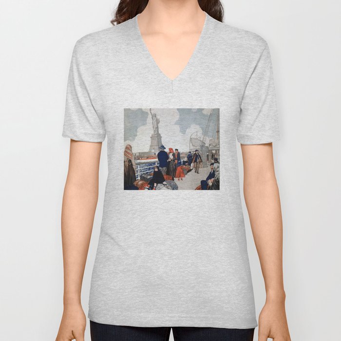 Vintage Immigrants & Statue of Liberty Illustration (1917) V Neck T Shirt