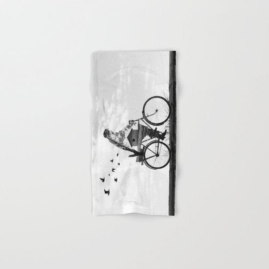 In Between Hand & Bath Towel