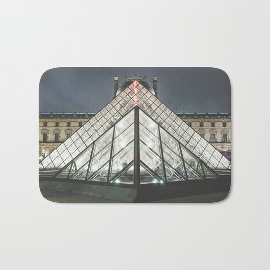 Paris pyramide Louvre 2 Bath Mat