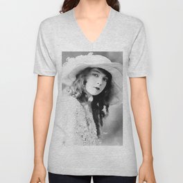 Actress Lillian Gish  V Neck T Shirt