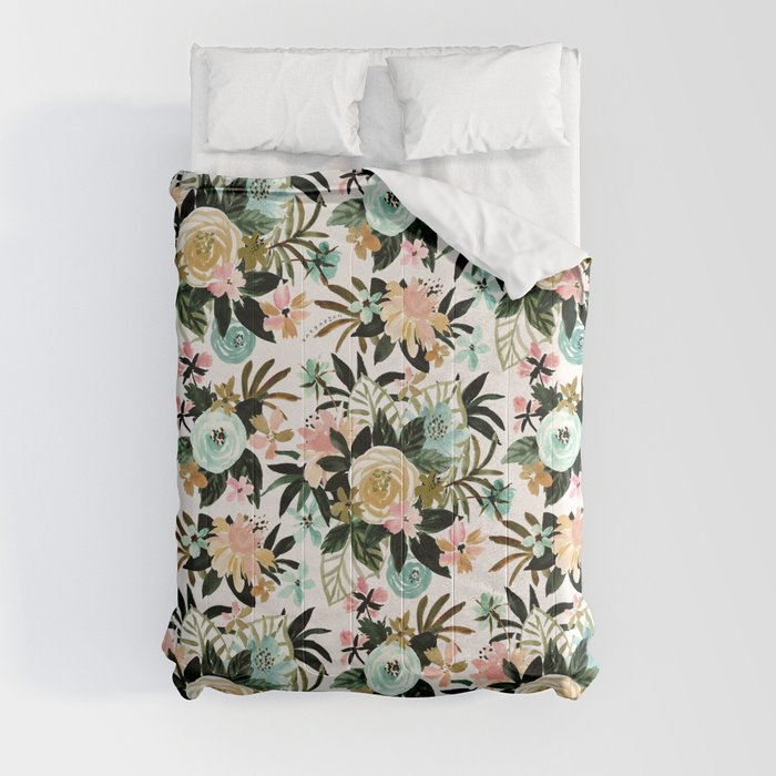 LUSHIE Romantic Lush Floral Comforter