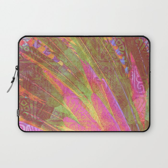 To fly away Laptop Sleeve