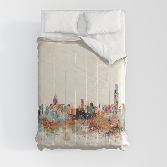 hong kong skyline Comforter
