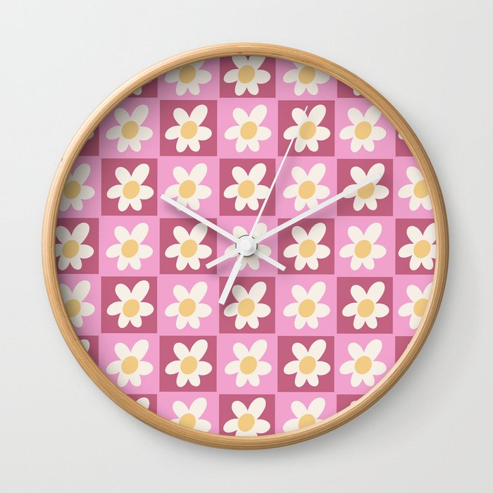 Spring of Retro Daisies - Pink Magenta  Wall Clock