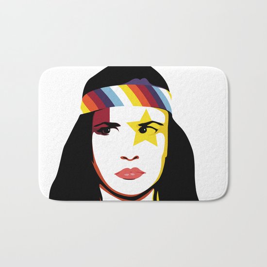 =Juliette Lewis///White= Bath Mat