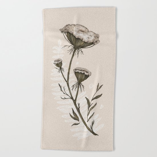 Queen Anne's Lace Beach Towel